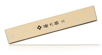 Нож TOJIRO F-801 в упаковке