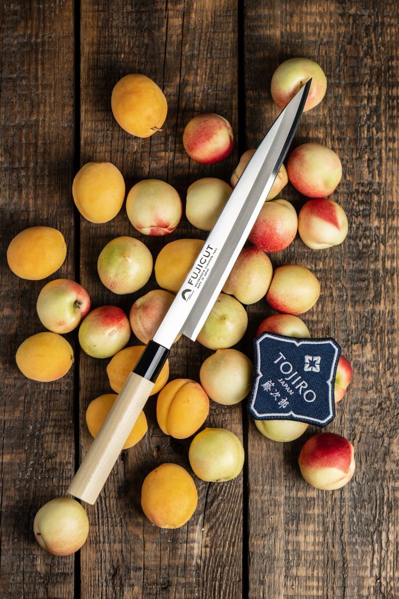 Янагиба - это традиционный японский нож Янагиба - это традиционный японский нож