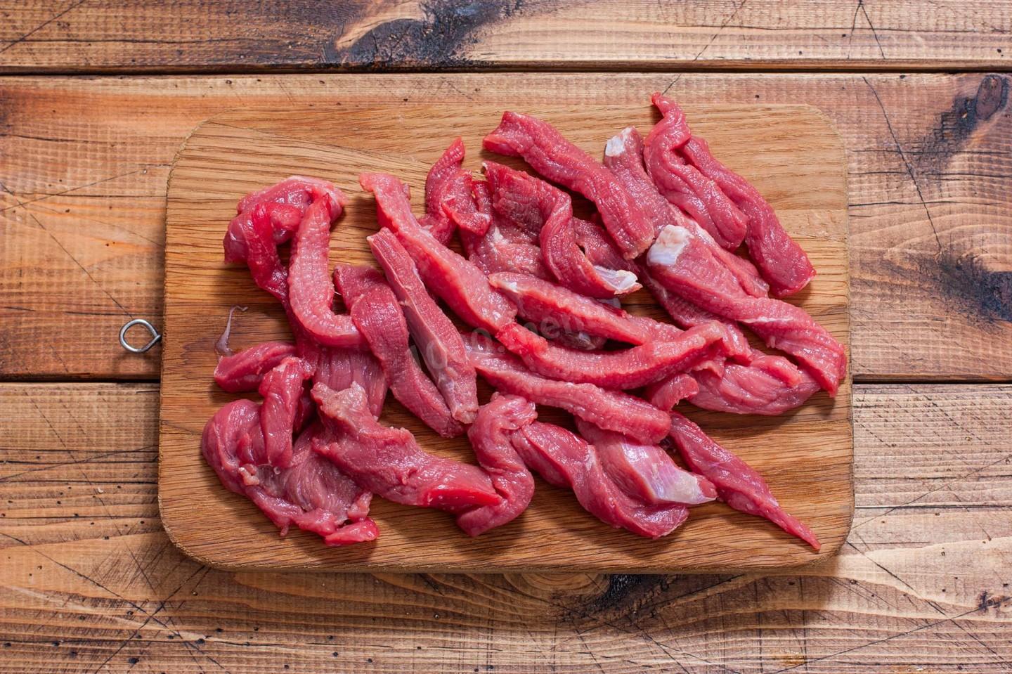 Нарезанное мясо