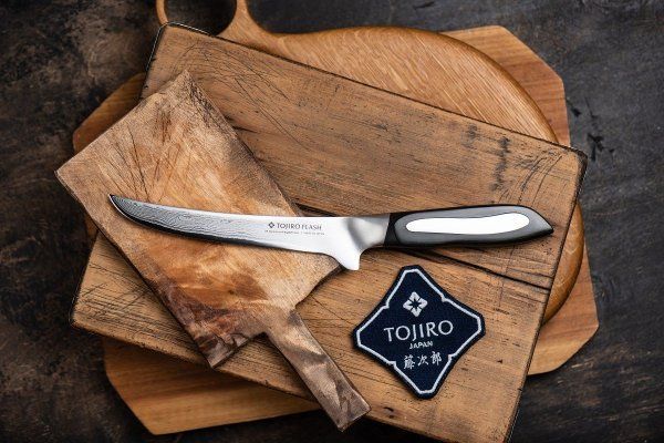 Кухонный нож TOJIRO FF-BO150