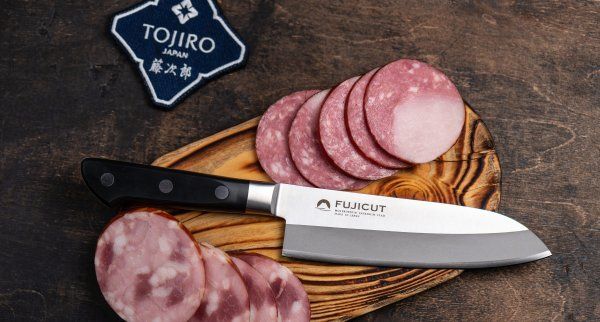 Фотография Кухонный Нож Японский Шеф Сантоку FUJI CUTLERY FC-1661