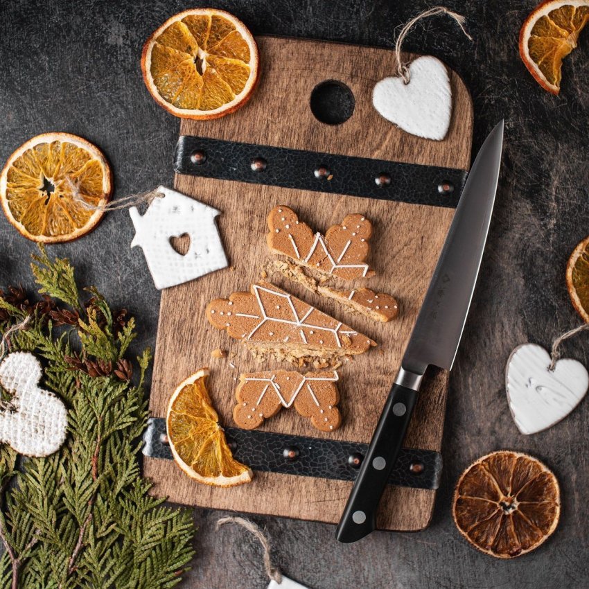 Нож для кухни TOJIRO F-802